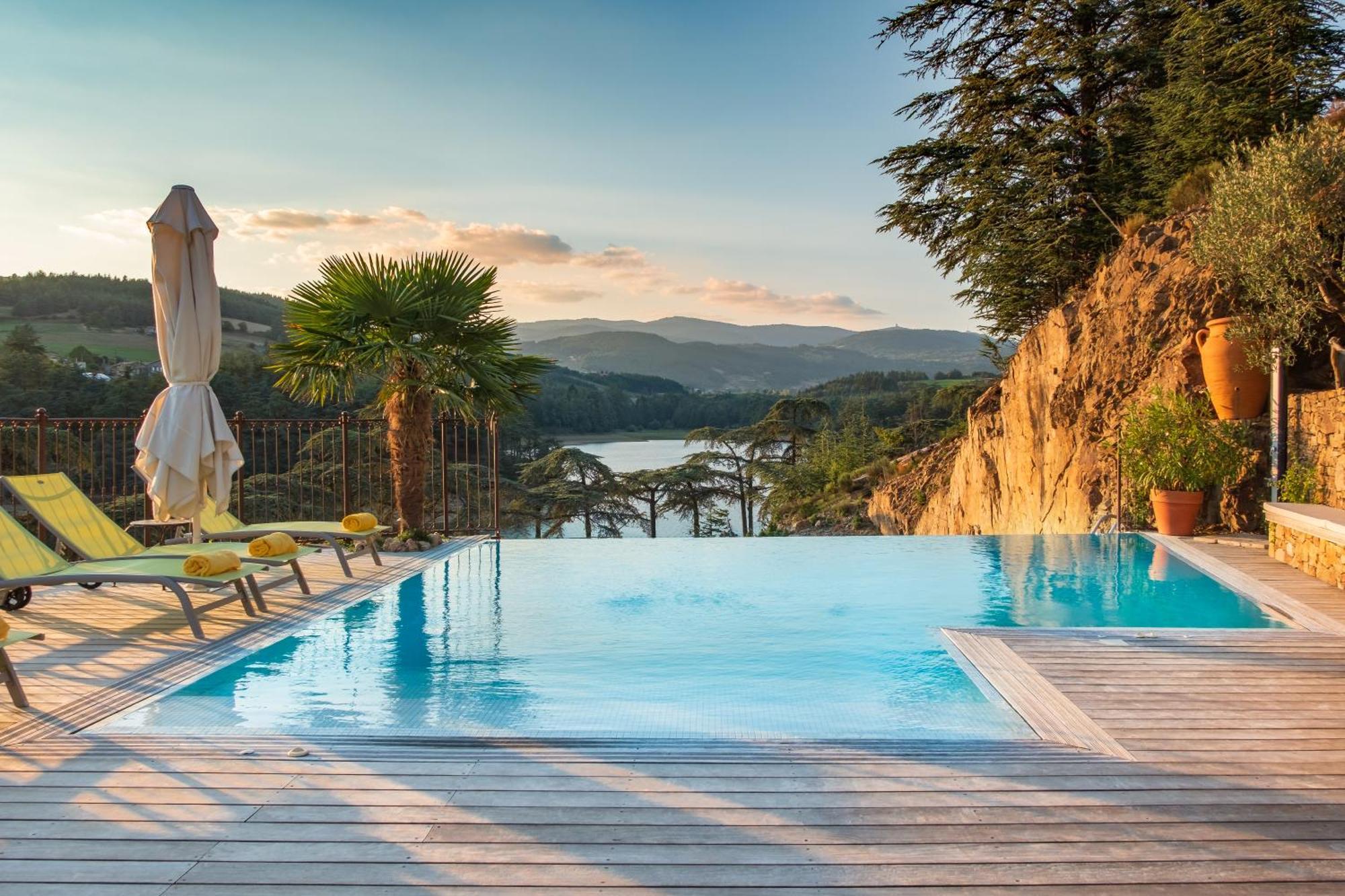 Auberge Du Lac Сен-Марсель-лез-Анноне Экстерьер фото